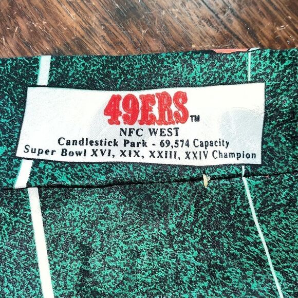 Vintage San Francisco SF 49ers Candlestick 100% silk football theme neck tie - Picture 6 of 7